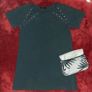 BUNDLE🤍 BLUE DRESS W/ LEAFY MAKEUP POUCH!!